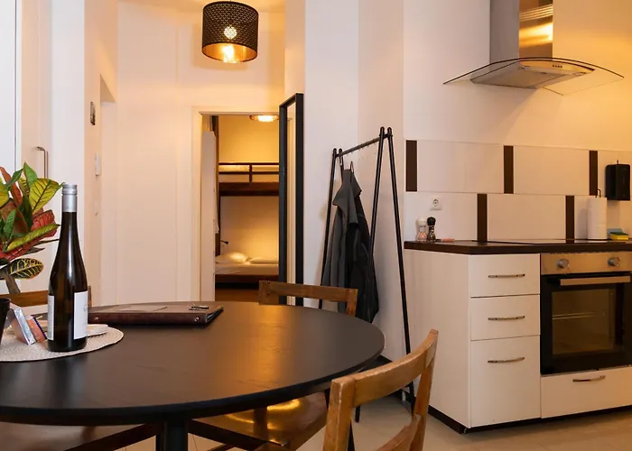 Apartamento Bean - Familienapartment Nahe Der U-bahn Mit Dschungelterrasse Viena