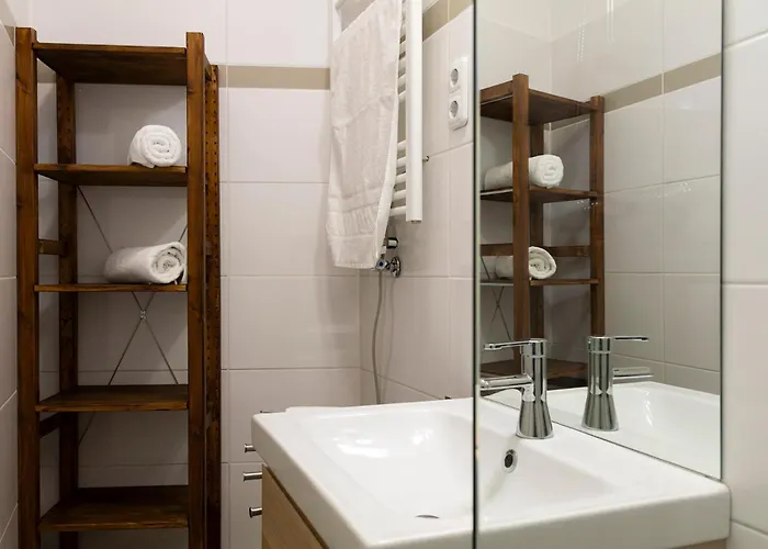 Bean - Familienapartment Nahe Der U-bahn Mit Dschungelterrasse